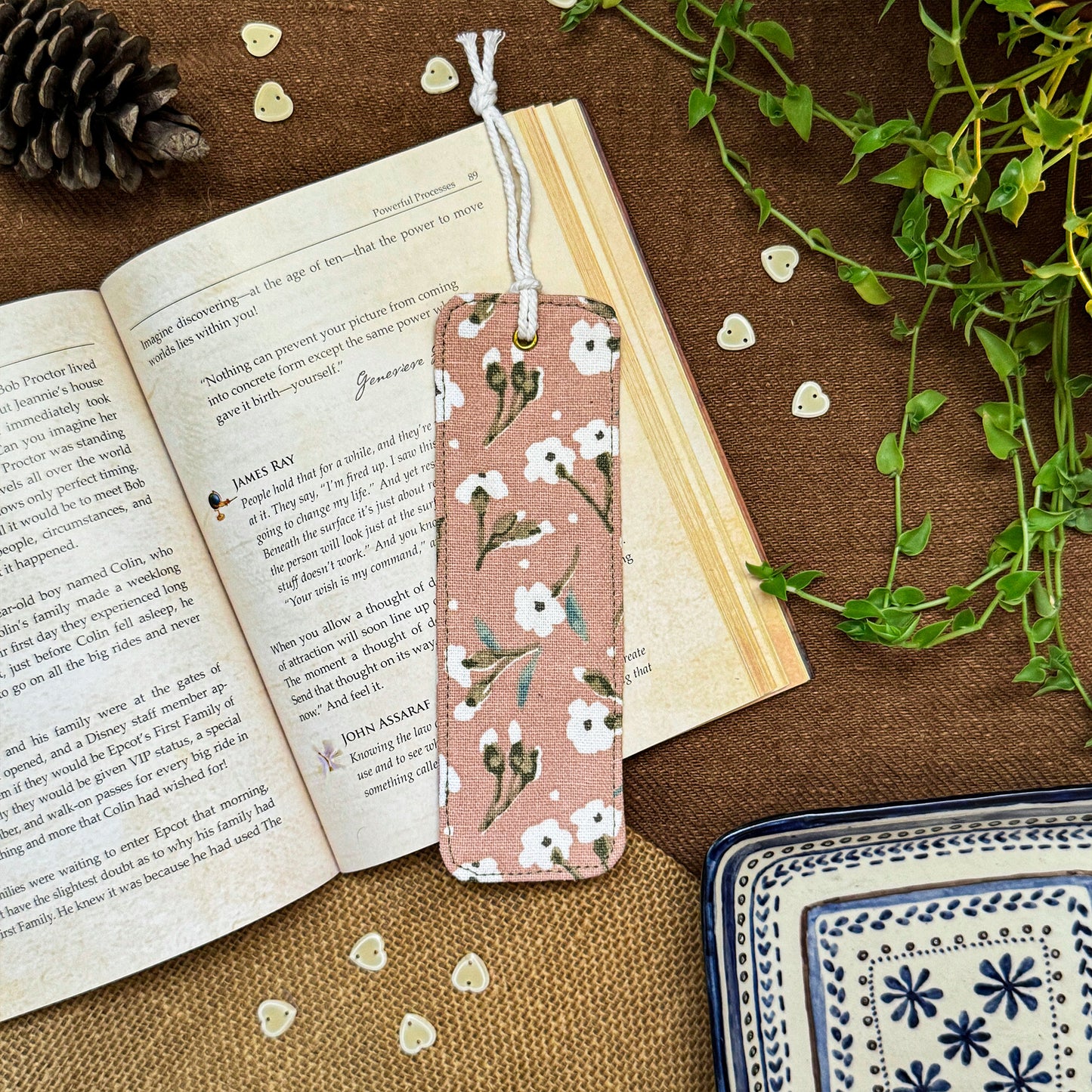 BOOKMARK - Blush Bloom