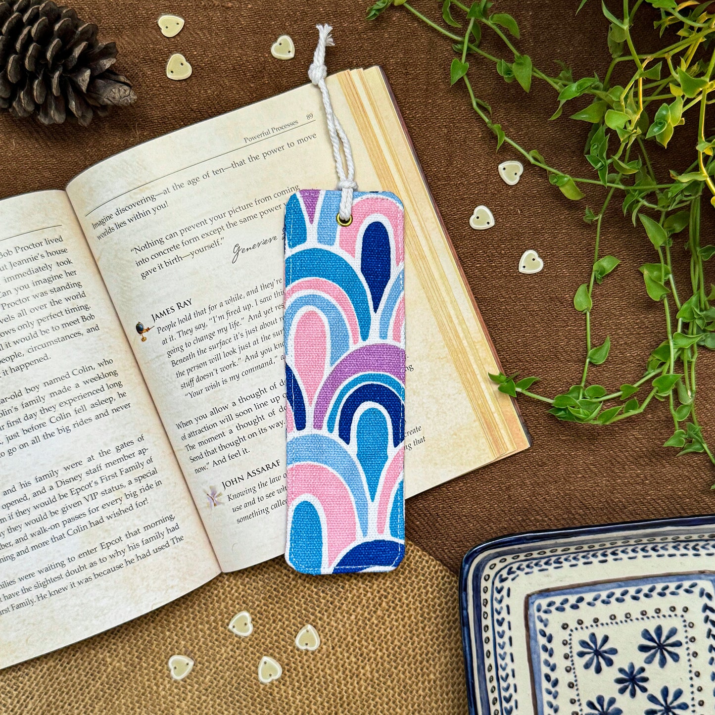 BOOKMARK - Rainbow Hills