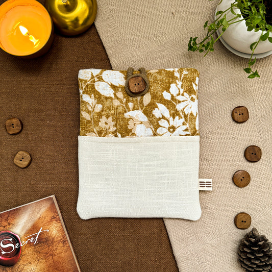 BOOK SLEEVE - Golden Meadow