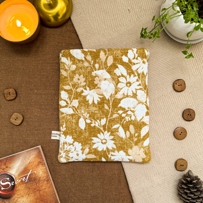 BOOK SLEEVE - Golden Meadow