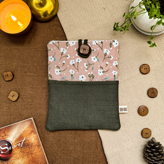 BOOK SLEEVE - Blush Bloom